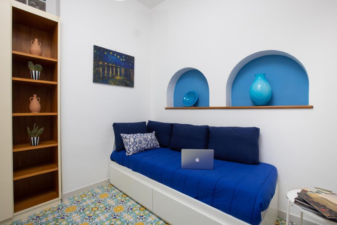 Brezza Marina-Authentic Sorrento Flat By The Beach Exterior foto